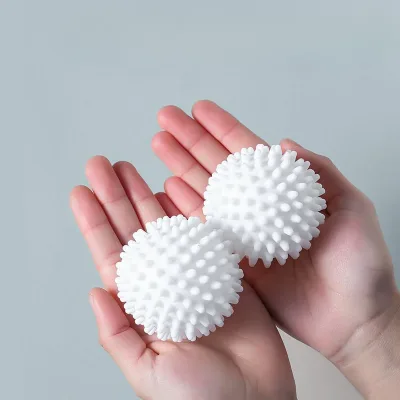 Boule de lavage en silicone blanche – image 3