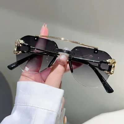 Lunettes de soleil aviateur sans monture – image 3